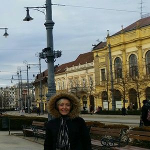 Meet your Posher Zee